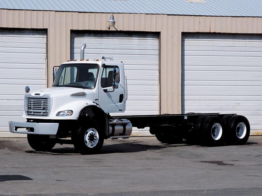  Freightliner Business Class M2 112 2002 года  (фото 2 из 4)